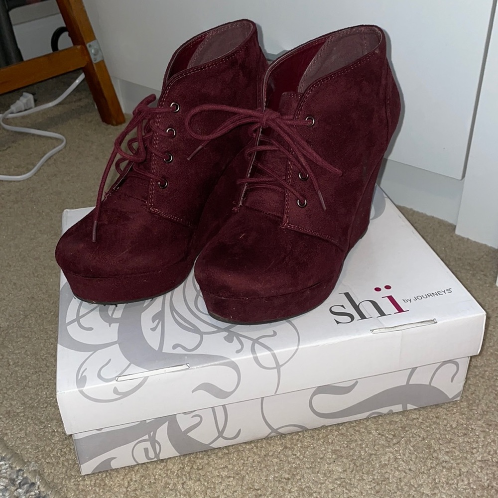 Maroon Journeys heels